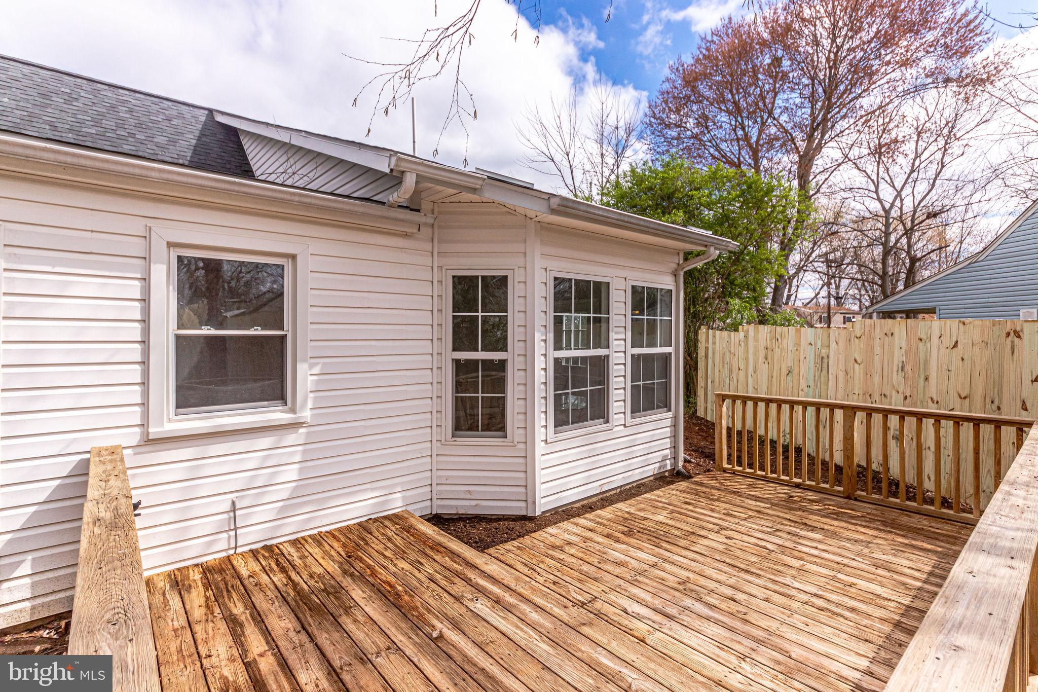 MANASSAS PARK - Residential