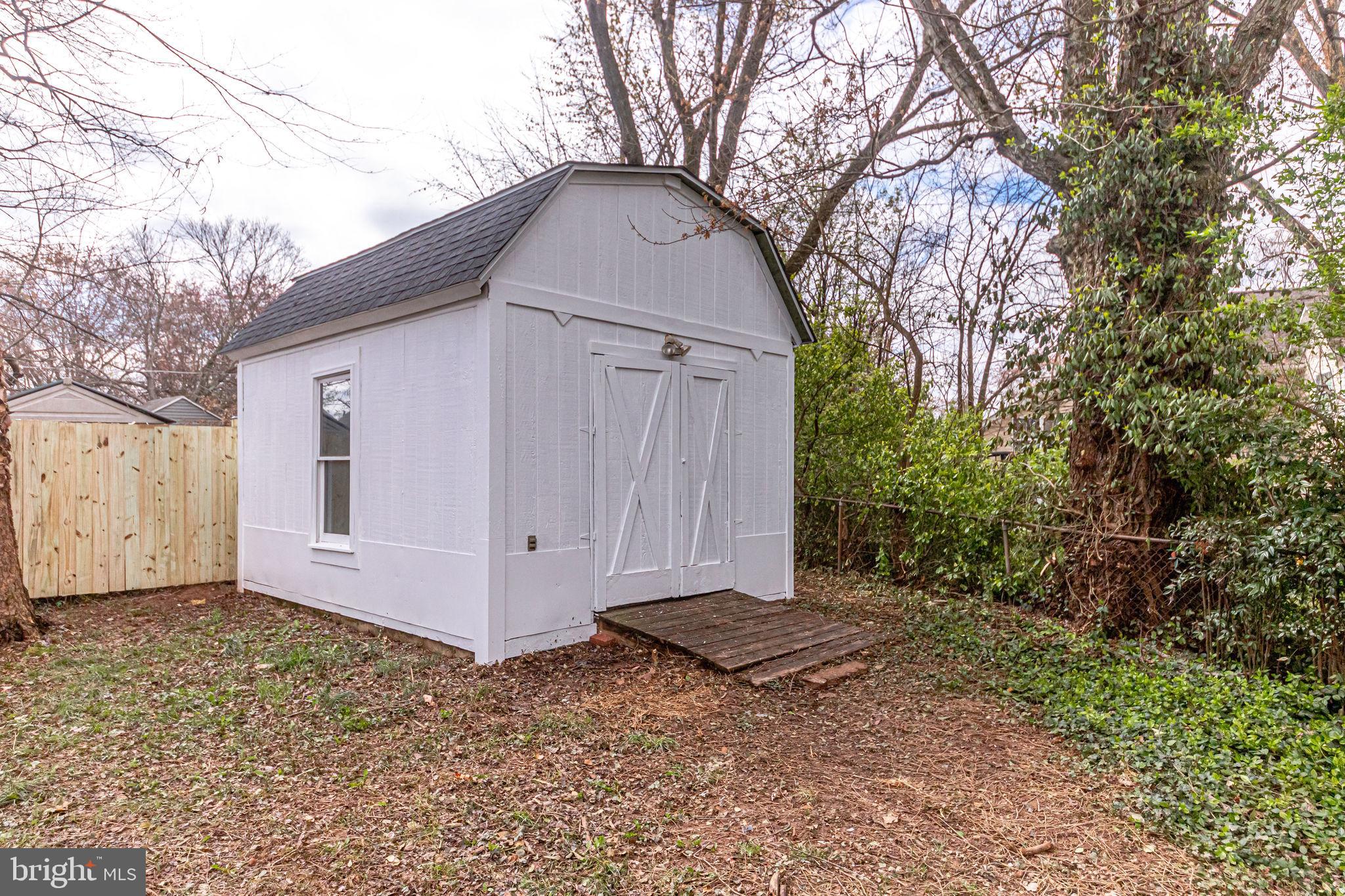 MANASSAS PARK - Residential