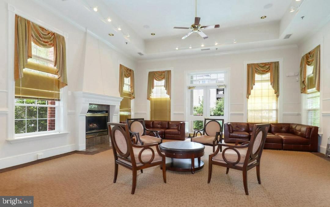 GATES OF MCLEAN - Residential