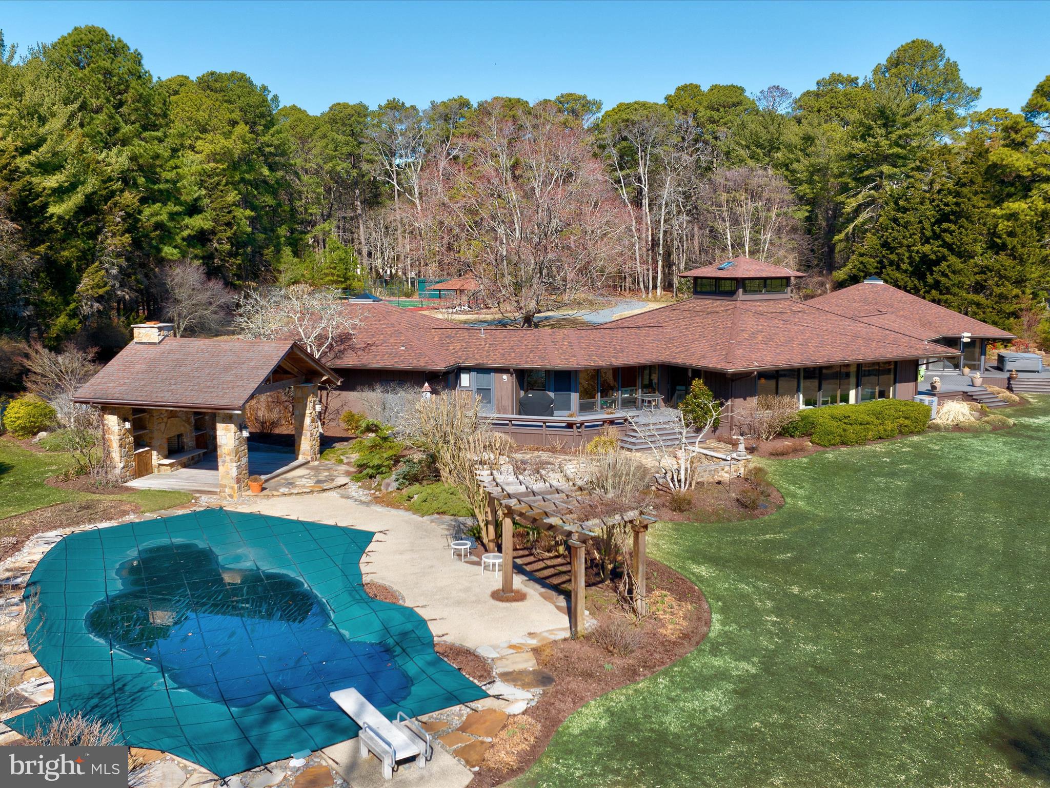 6906 TRAVELERS REST CIRCLE