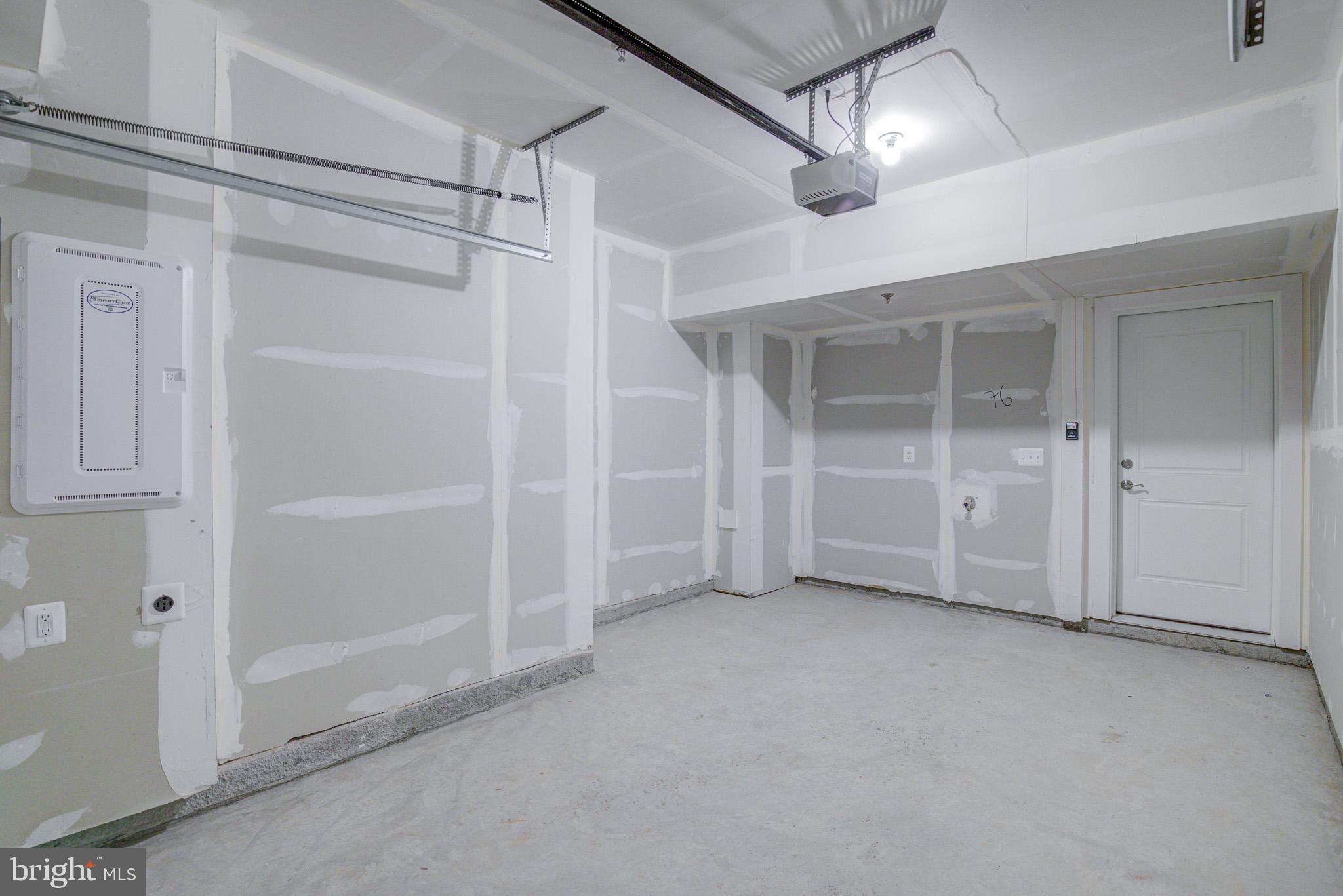 WESTFIELD - Residential Lease