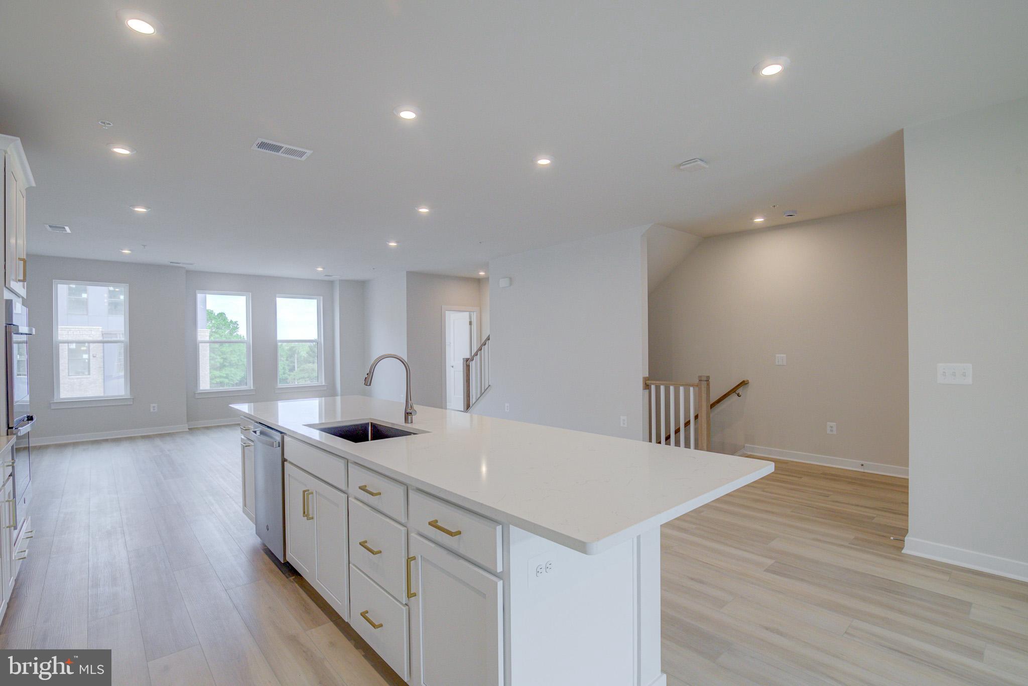 WESTFIELD - Residential Lease