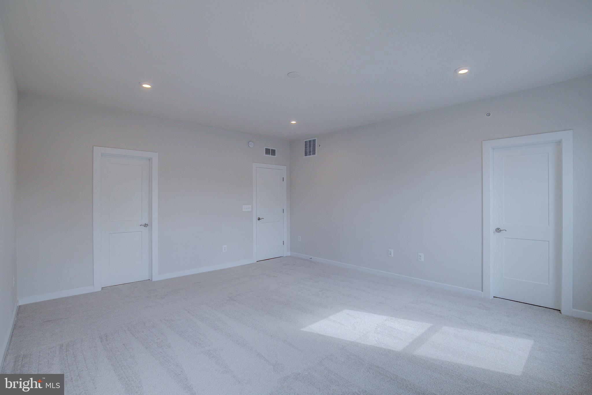 WESTFIELD - Residential Lease