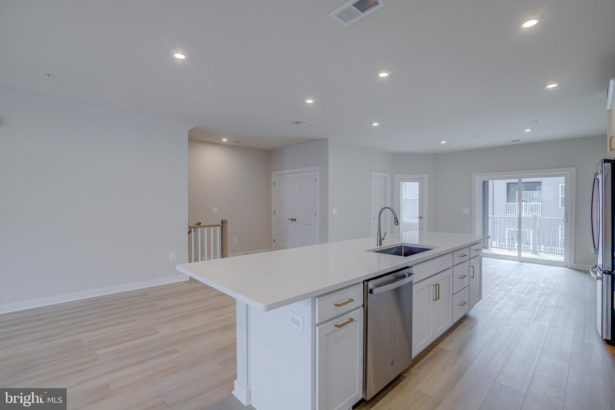 WESTFIELD - Residential Lease