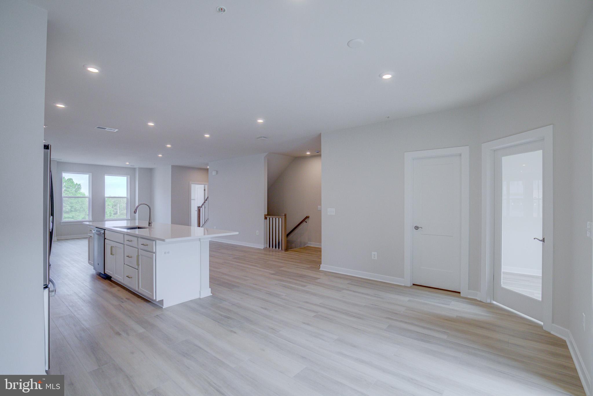 WESTFIELD - Residential Lease