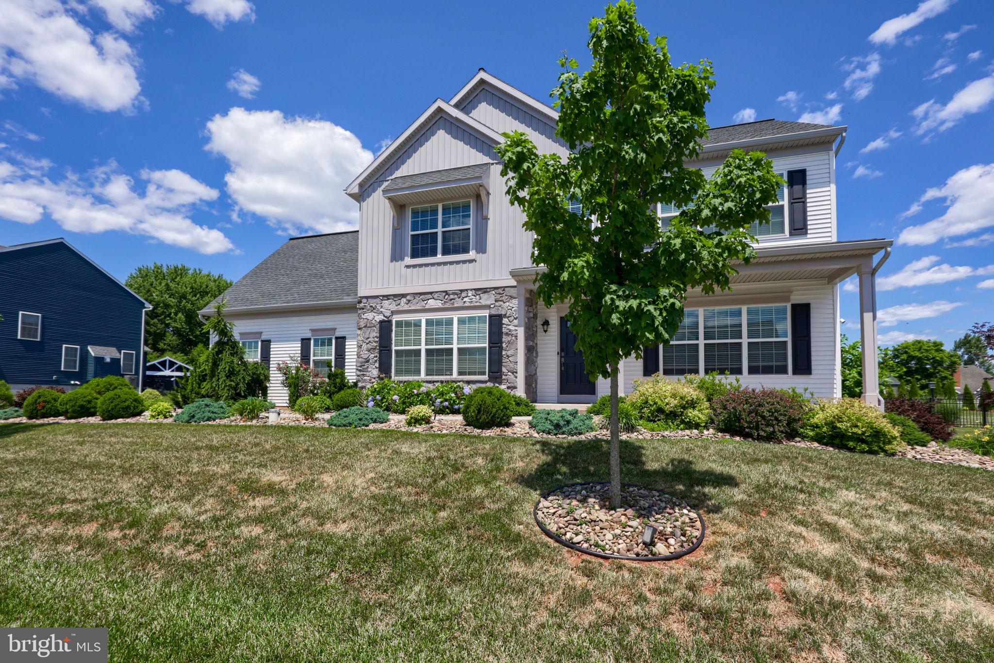 141 E VALLEY ROAD