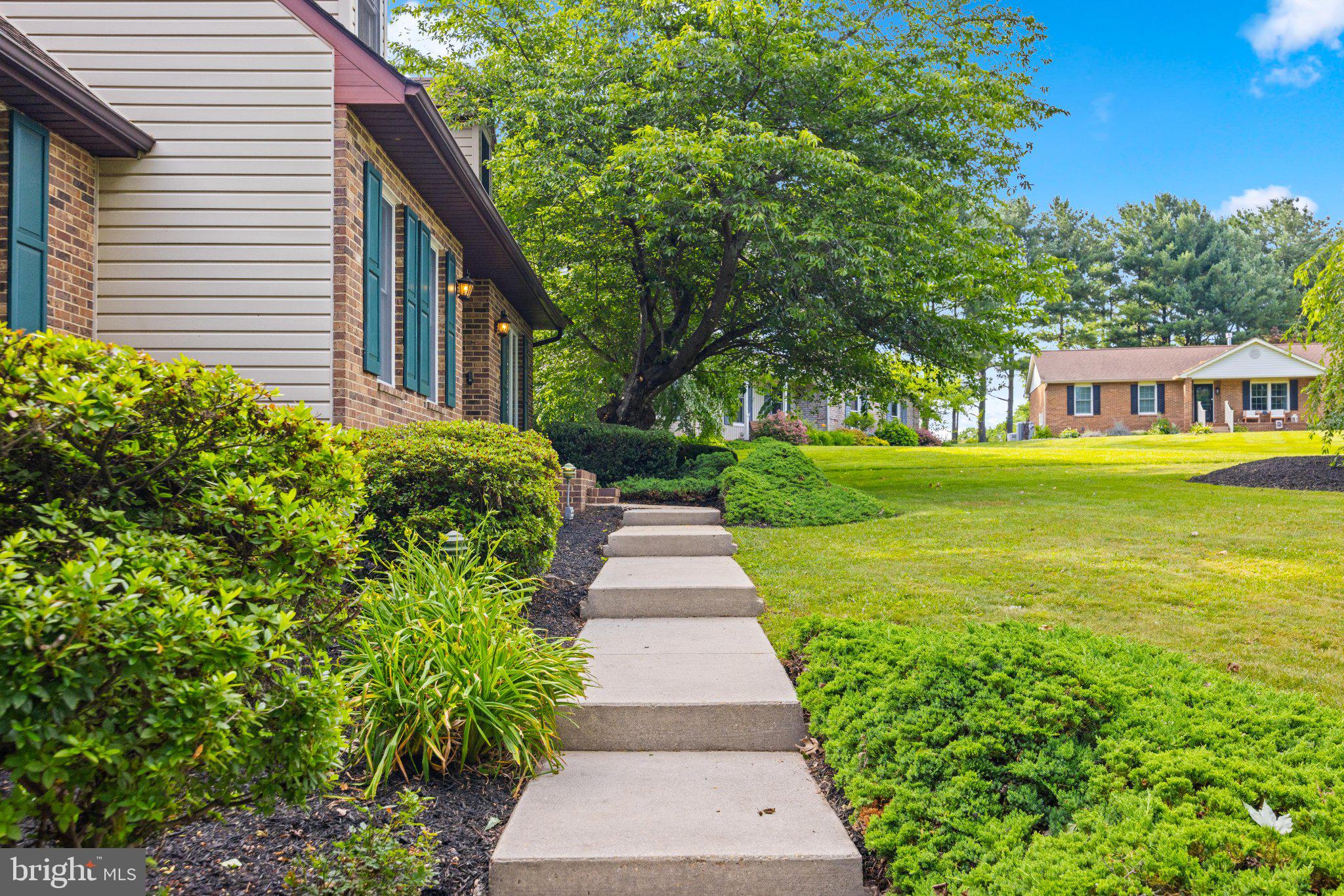 3204 BRYSON COURT
