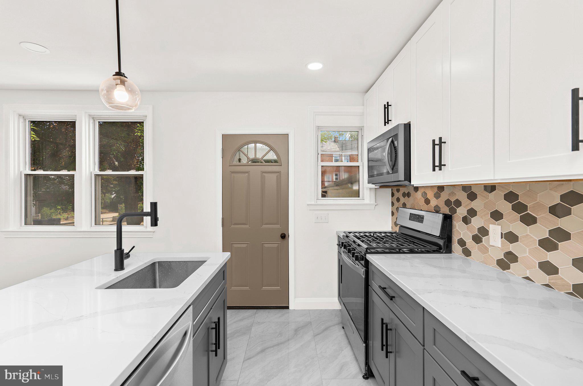 208 BURKE AVENUE