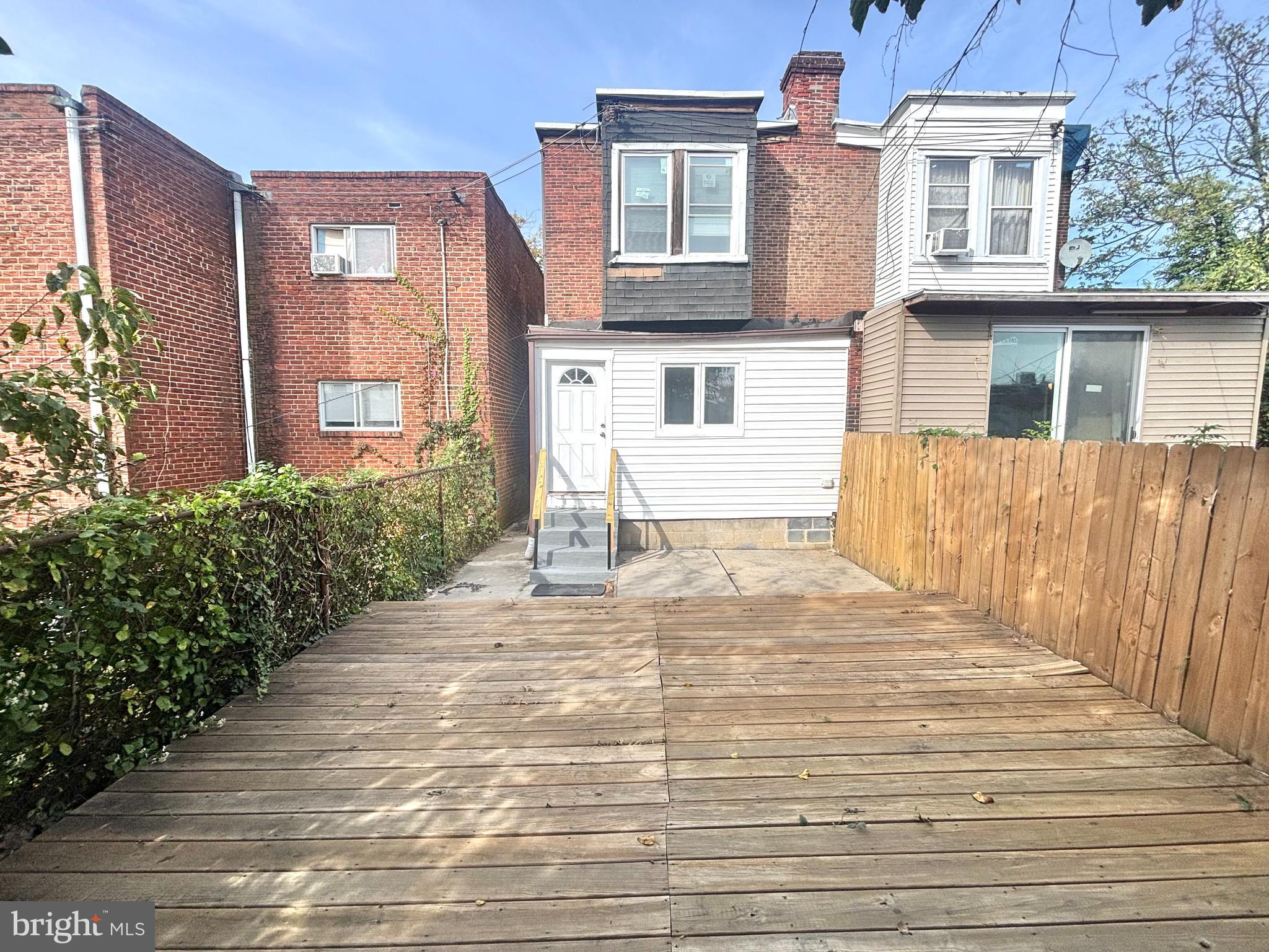 FELTONVILLE - Residential