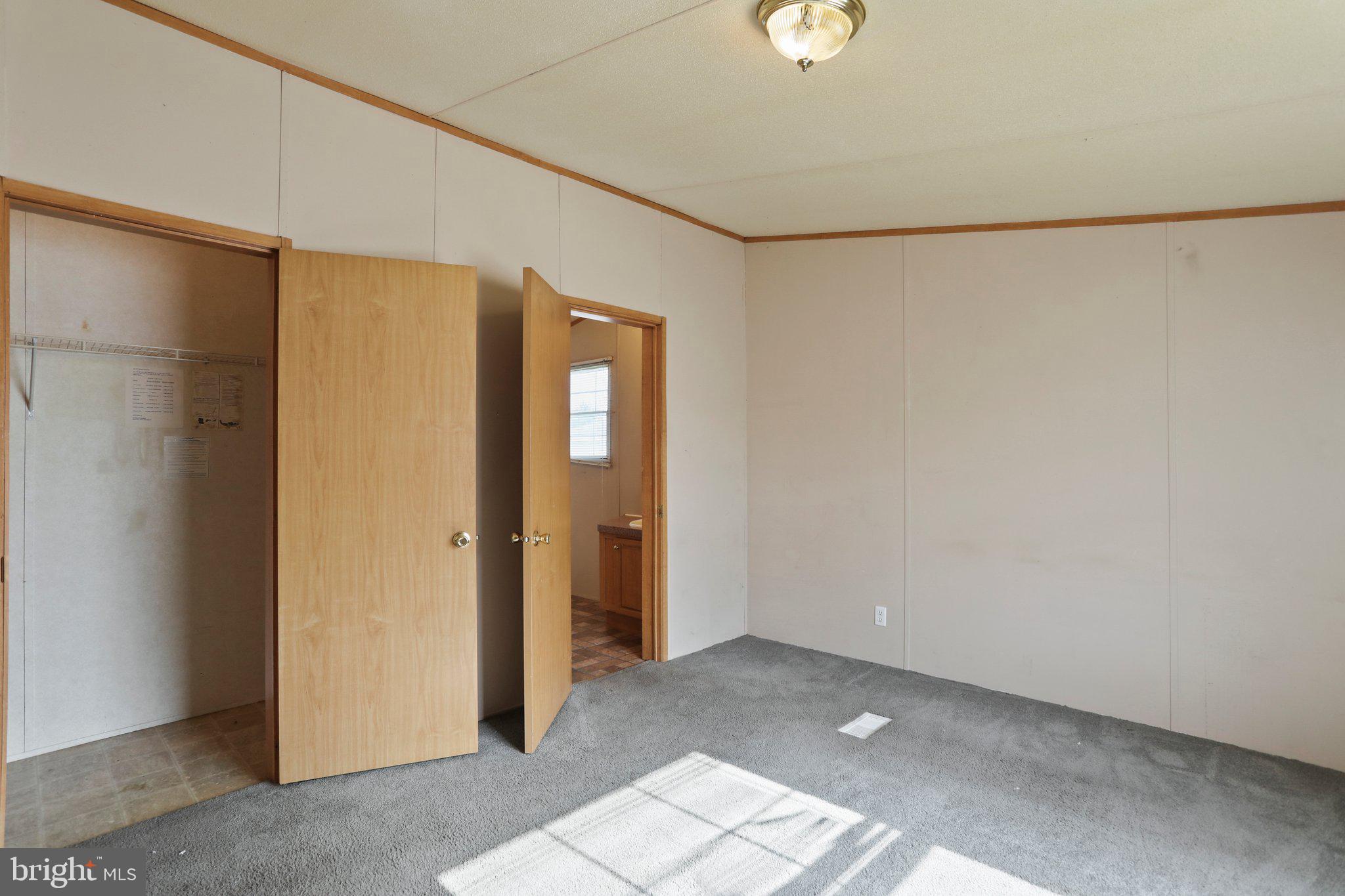 ROYAL CREST ESTATES - Residential