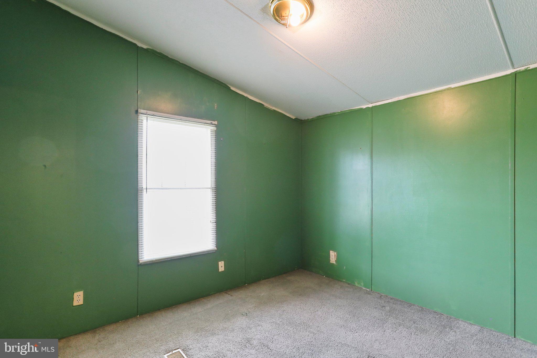 ROYAL CREST ESTATES - Residential