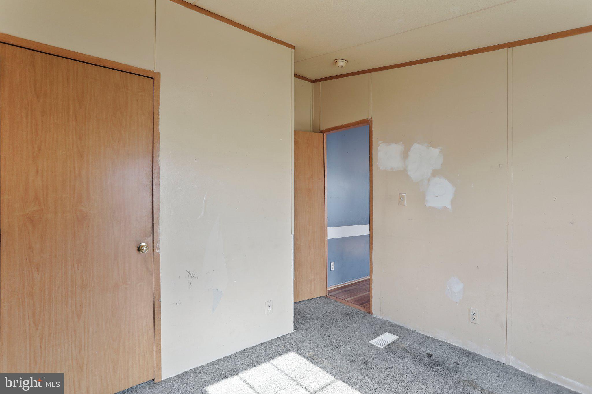 ROYAL CREST ESTATES - Residential