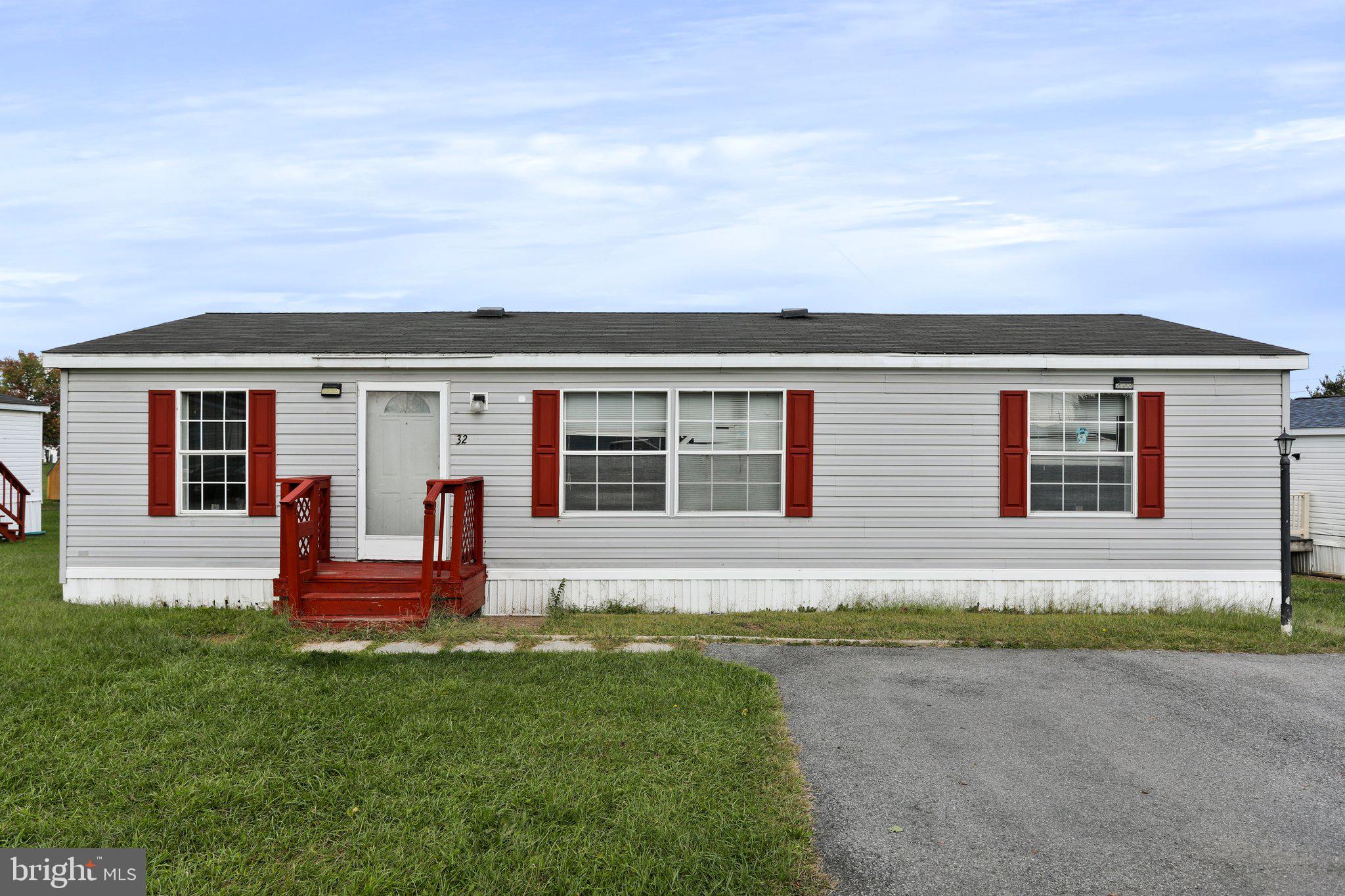 ROYAL CREST ESTATES - Residential