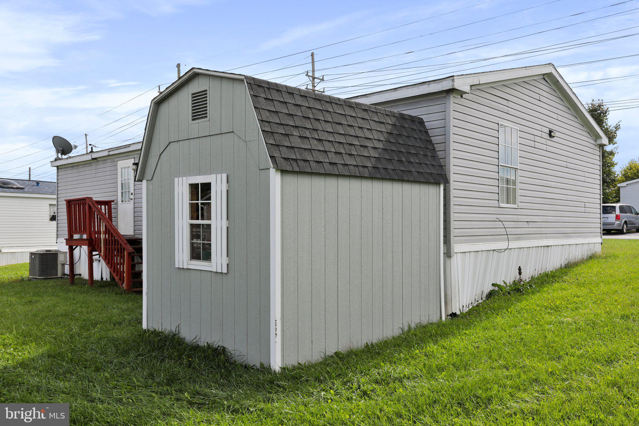 ROYAL CREST ESTATES - Residential