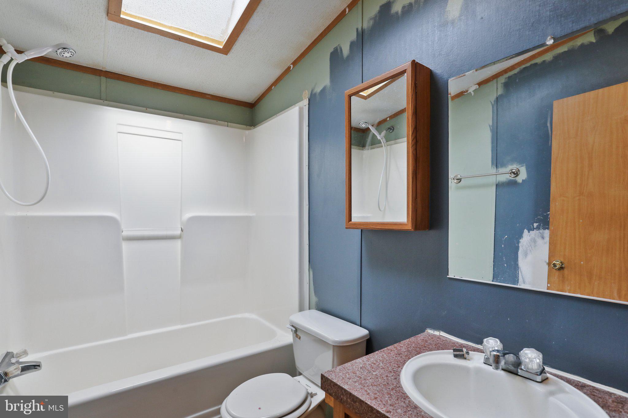 ROYAL CREST ESTATES - Residential