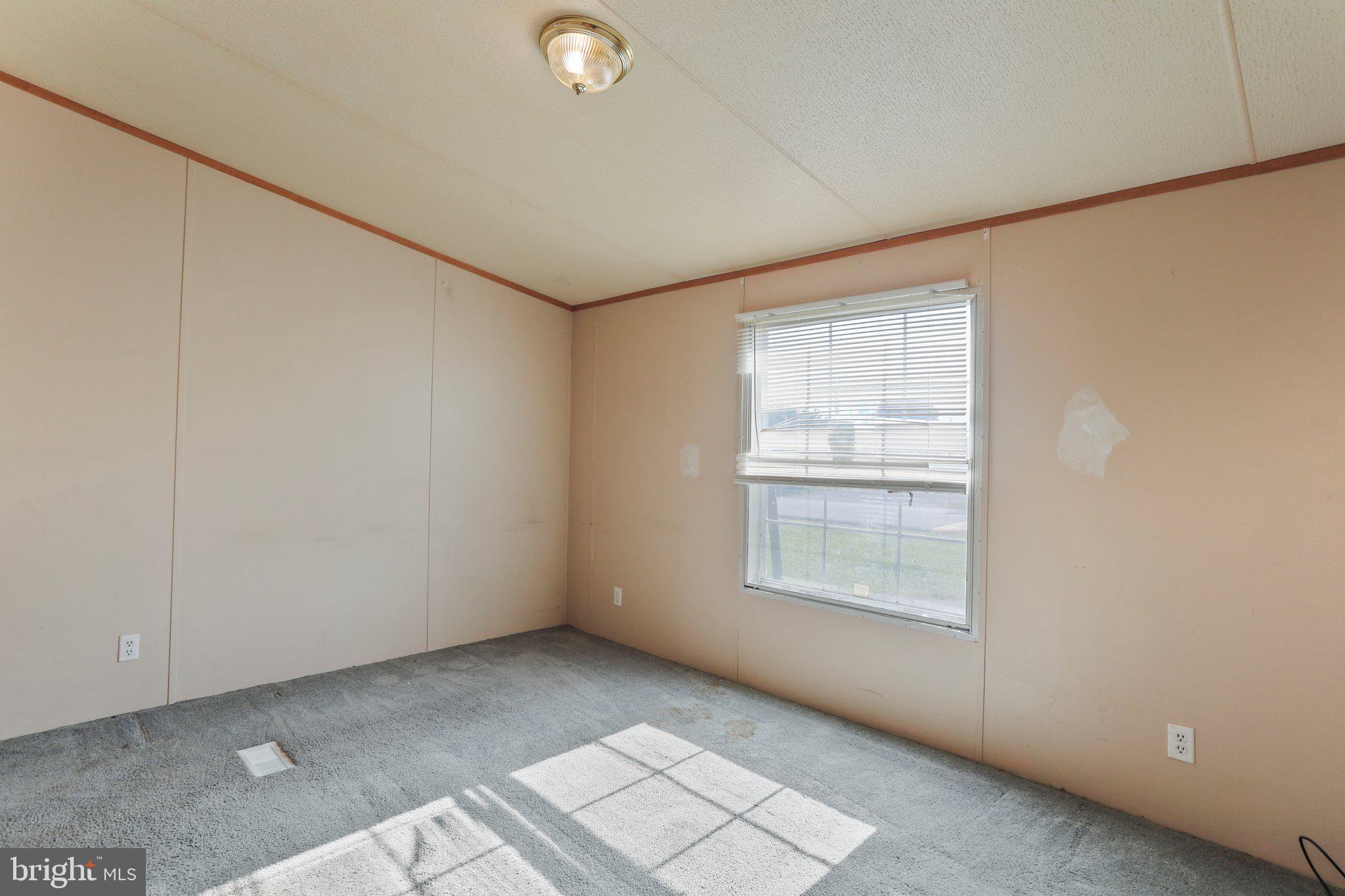 ROYAL CREST ESTATES - Residential