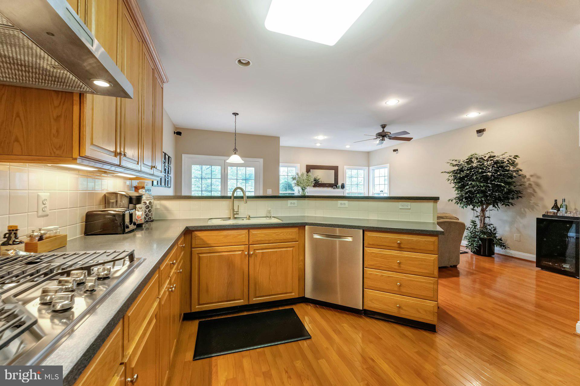 BELMONT COUNTRY CLUB - Residential