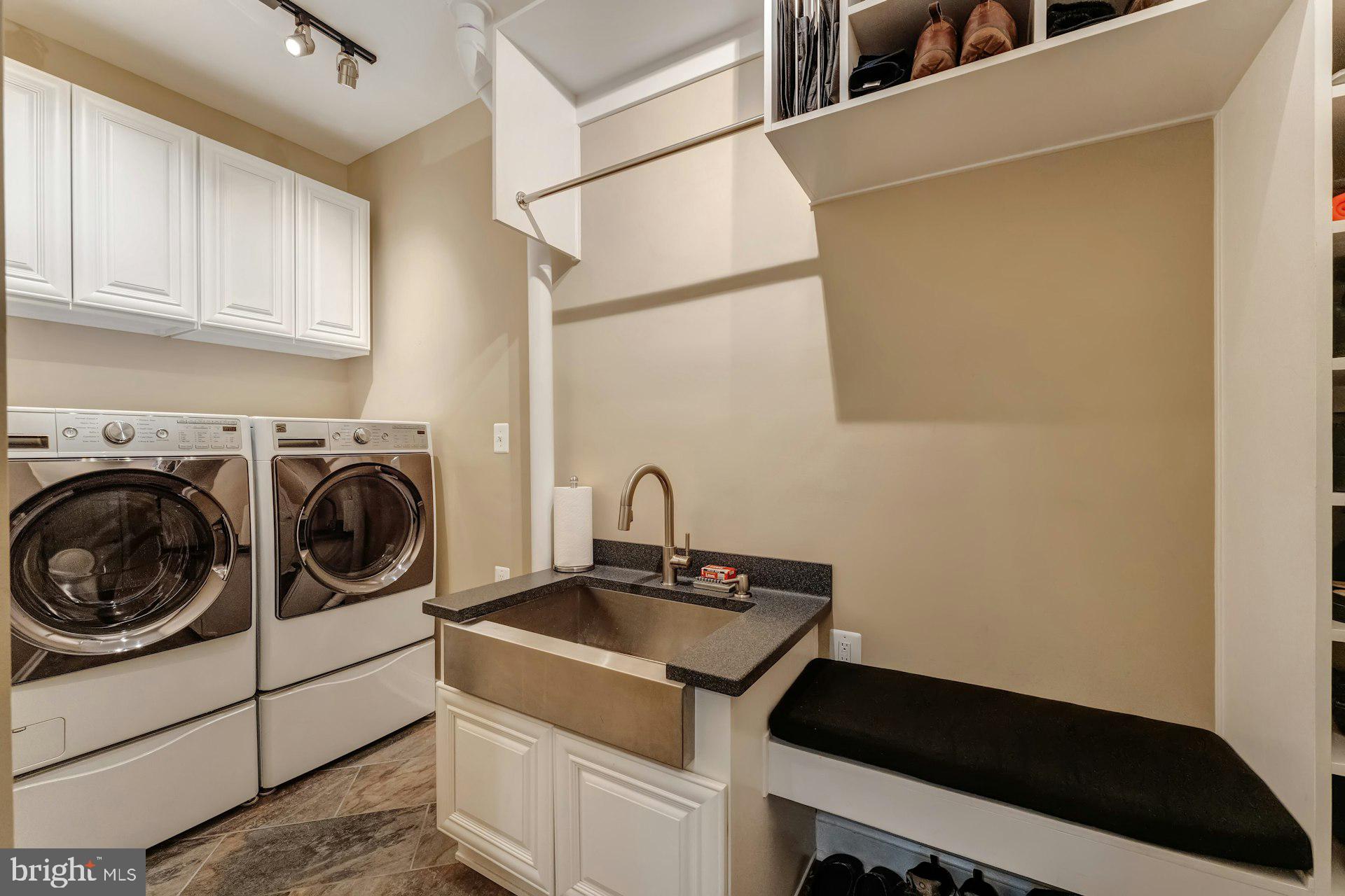 BELMONT COUNTRY CLUB - Residential