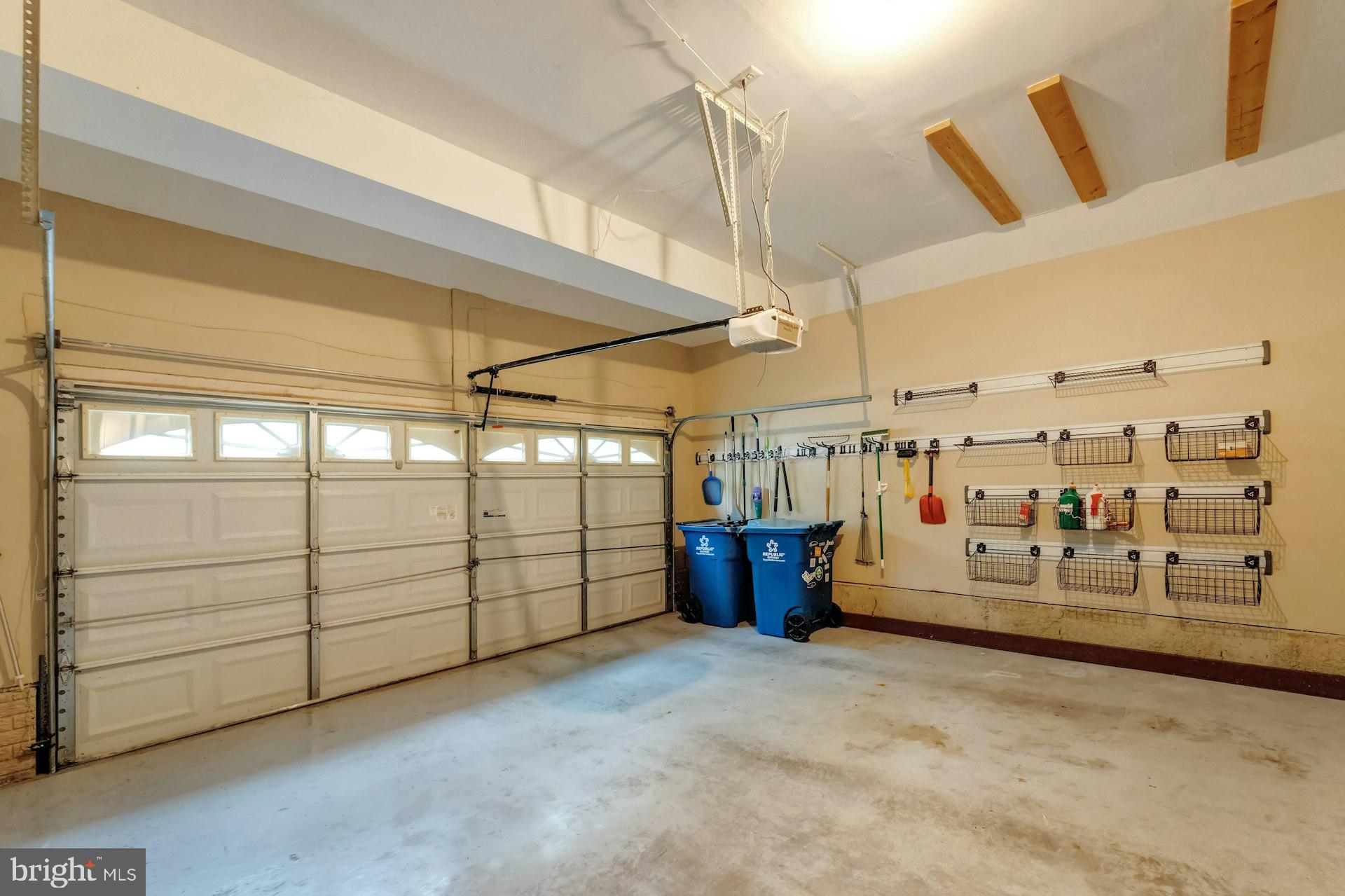 BELMONT COUNTRY CLUB - Residential