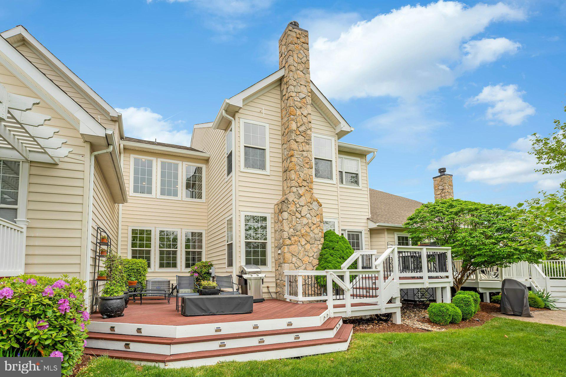 BELMONT COUNTRY CLUB - Residential