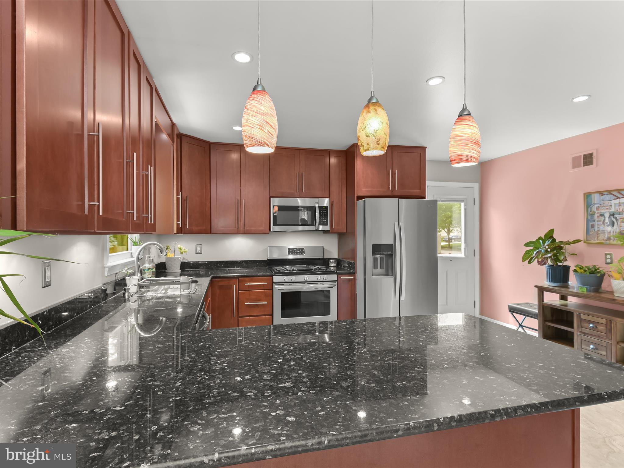 WEST LAUREL ACRES - Residential