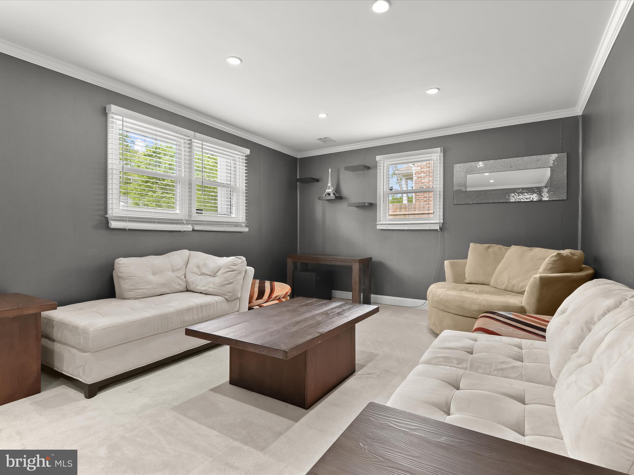 WEST LAUREL ACRES - Residential