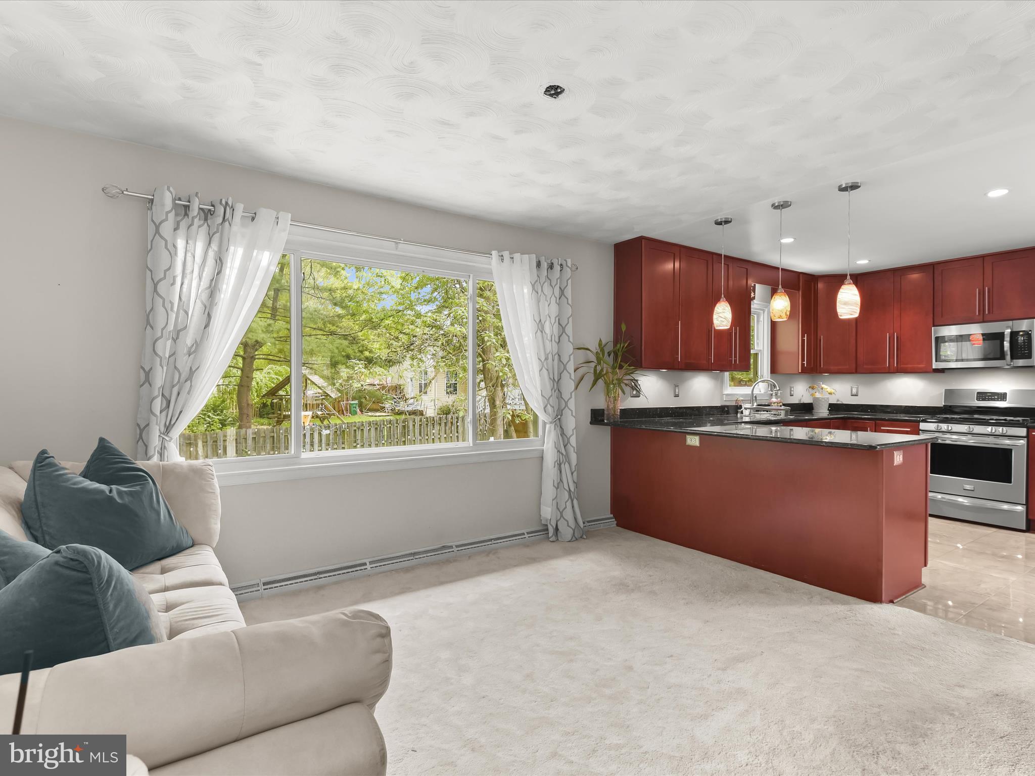 WEST LAUREL ACRES - Residential