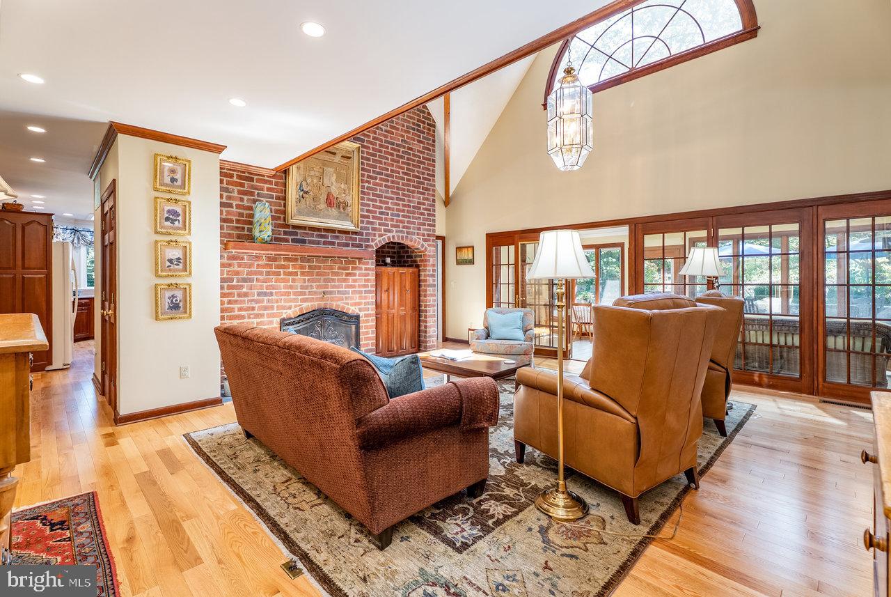 WOODLAND ESTATES - Residential