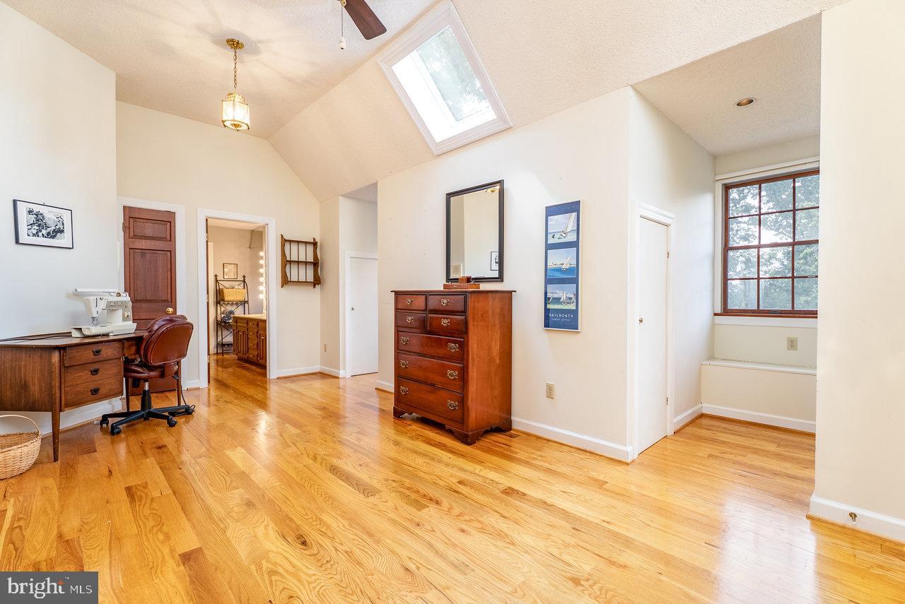 WOODLAND ESTATES - Residential