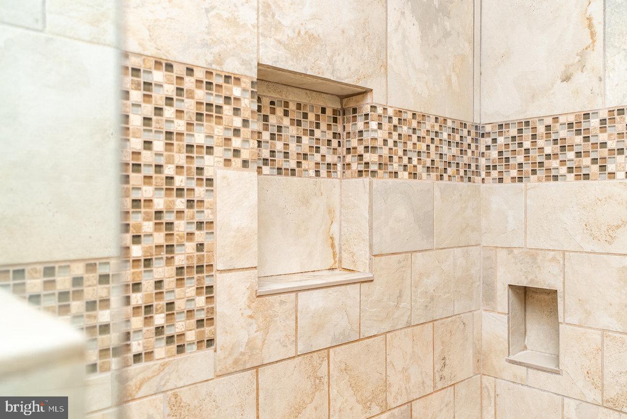 WOODLAND ESTATES - Residential