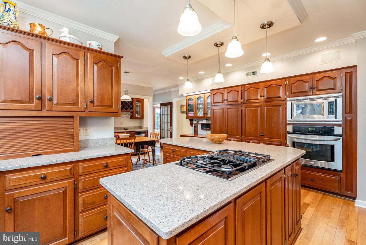 WOODLAND ESTATES - Residential