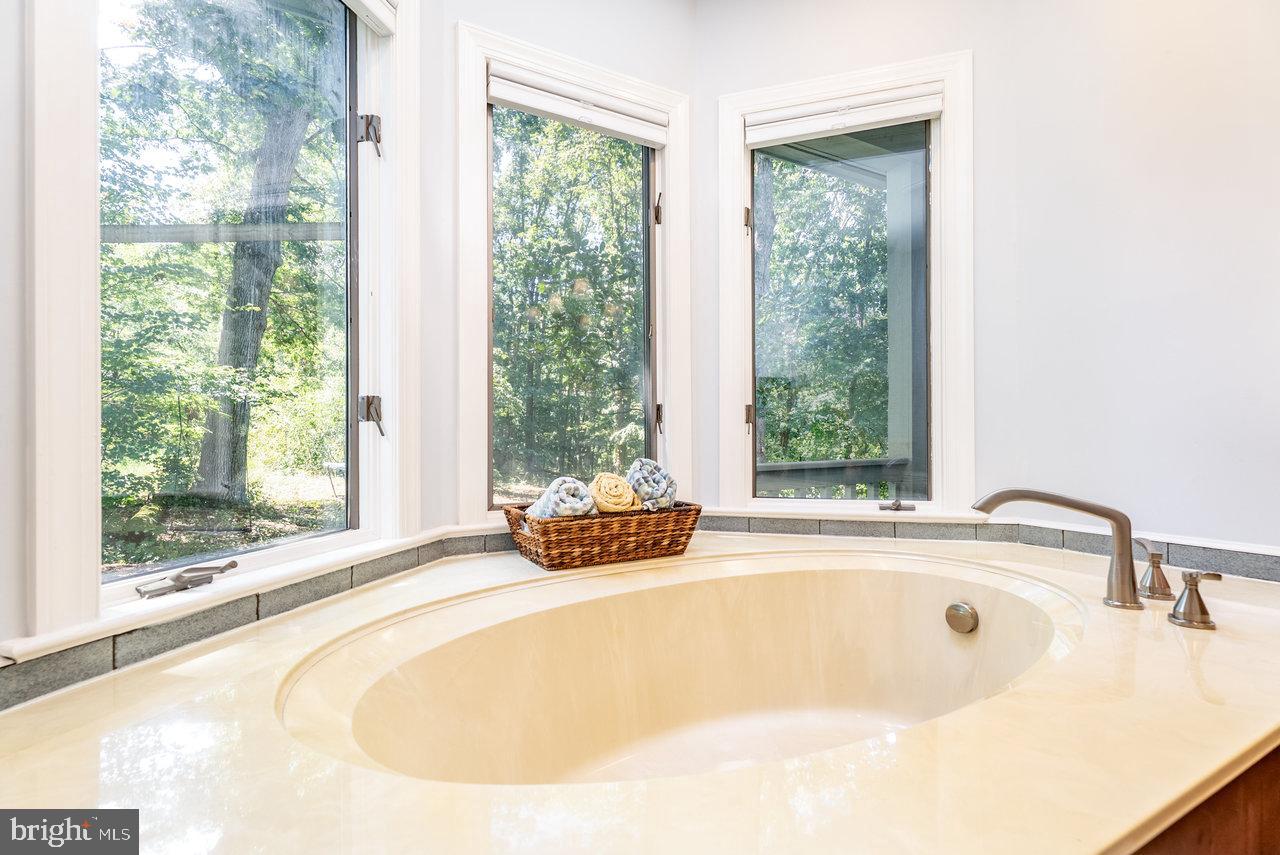 WOODLAND ESTATES - Residential