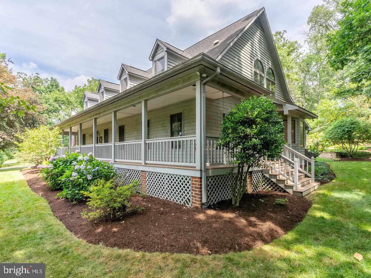 WOODLAND ESTATES - Residential