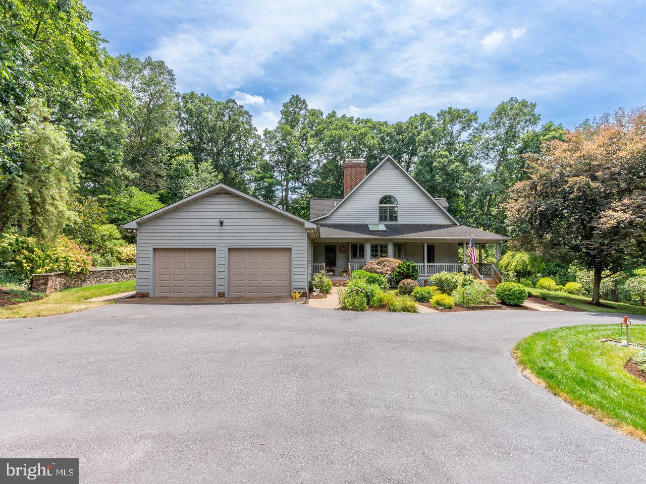 WOODLAND ESTATES - Residential