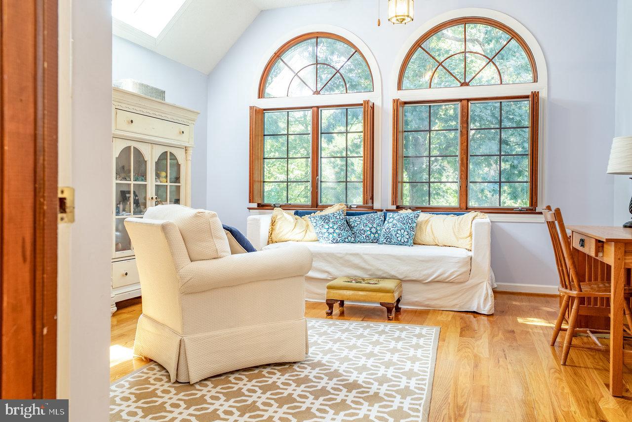 WOODLAND ESTATES - Residential