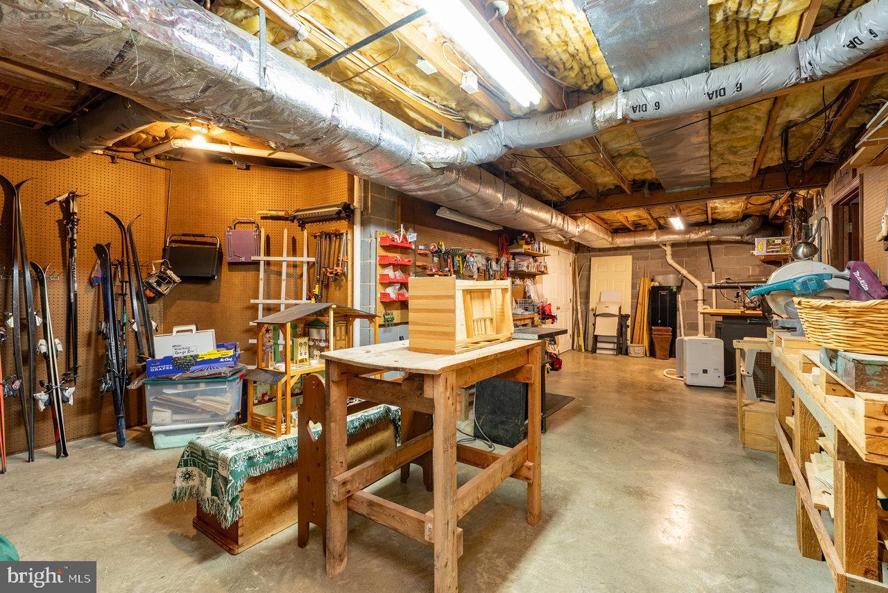 WOODLAND ESTATES - Residential