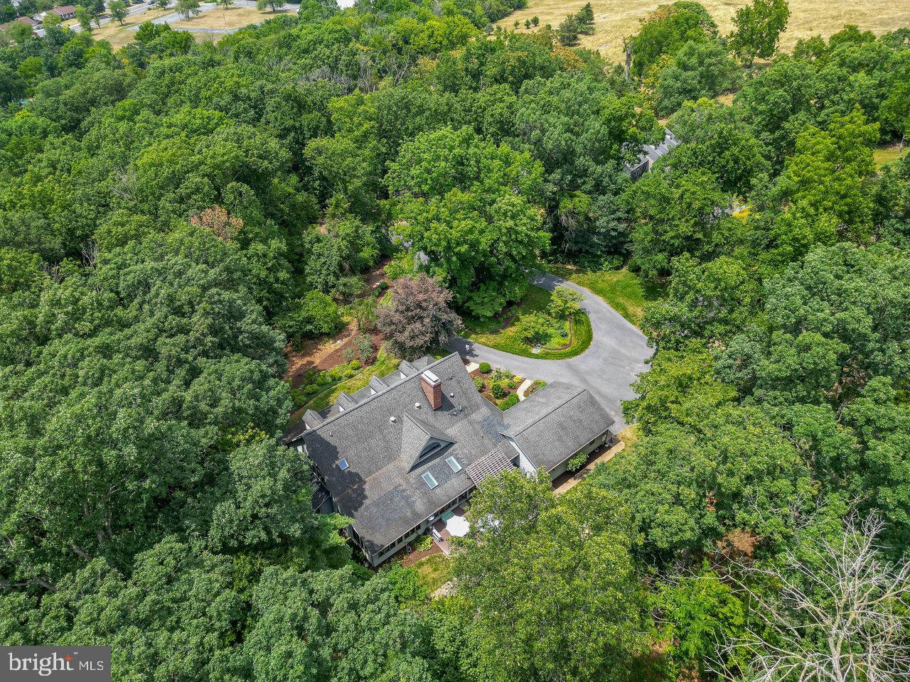 WOODLAND ESTATES - Residential