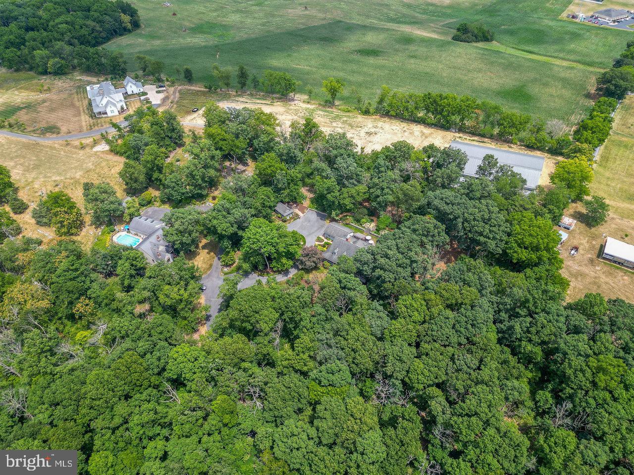 WOODLAND ESTATES - Residential