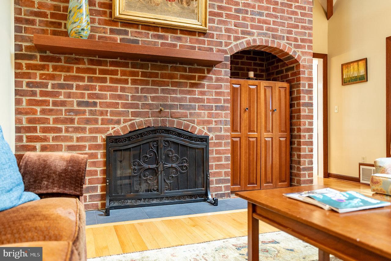 WOODLAND ESTATES - Residential