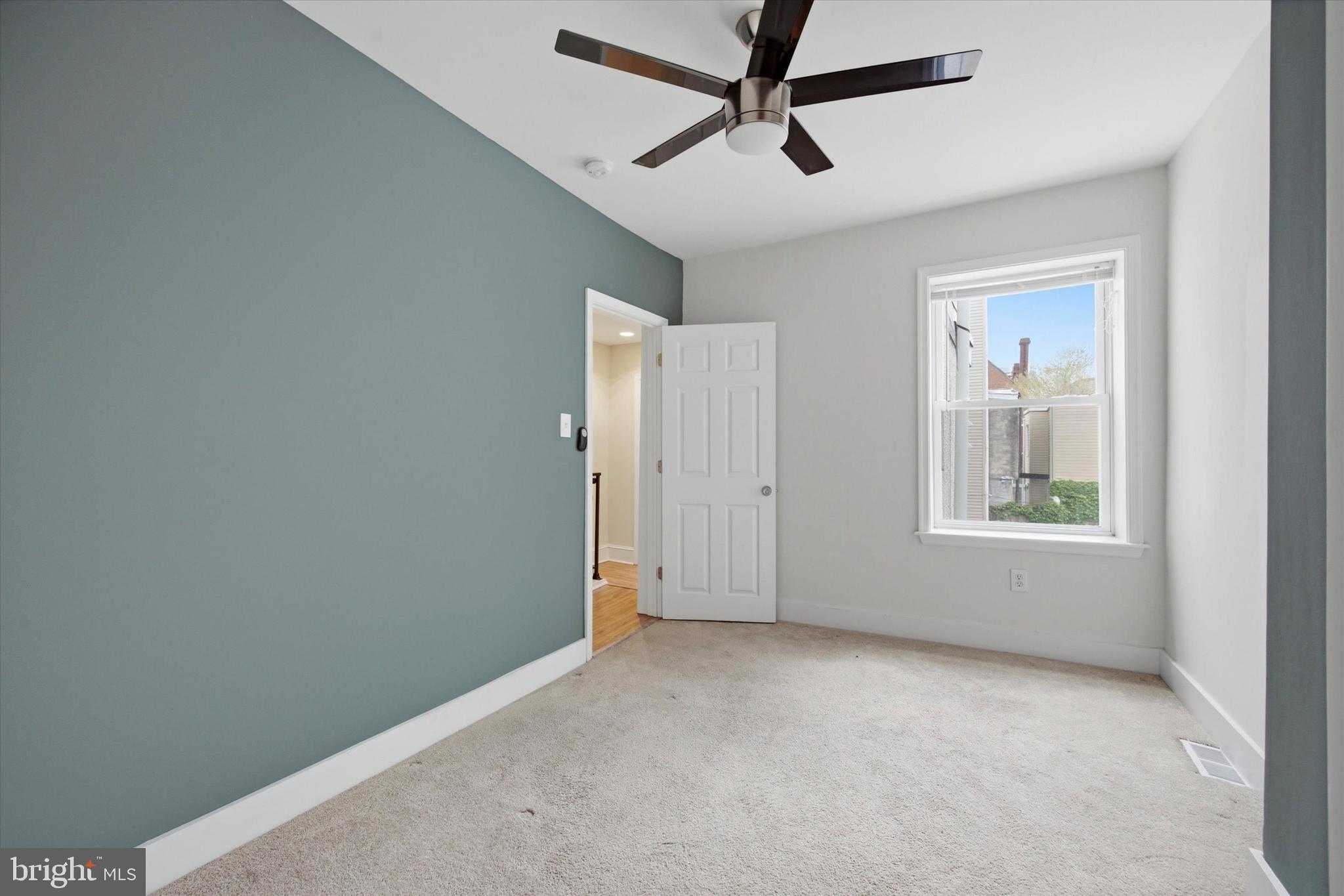 PHILADELPHIA - Residential