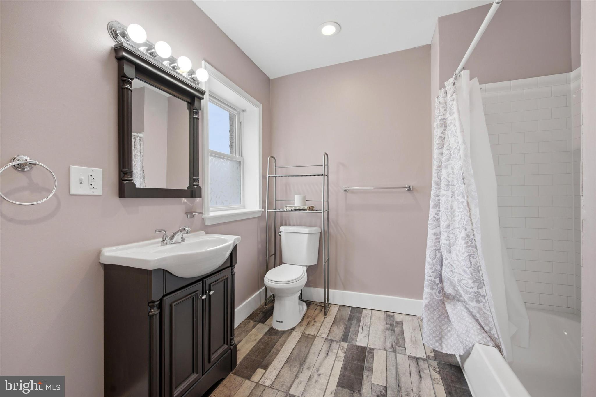 PHILADELPHIA - Residential