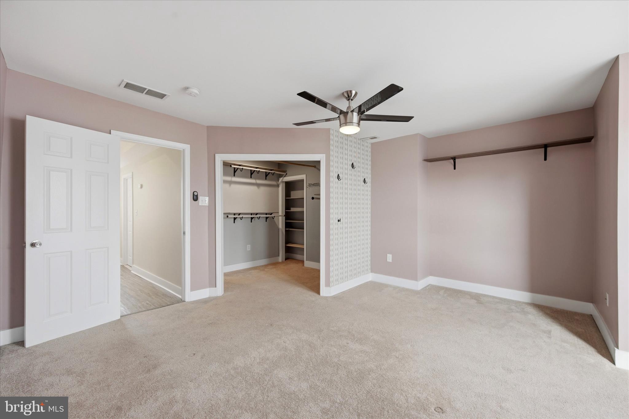 PHILADELPHIA - Residential