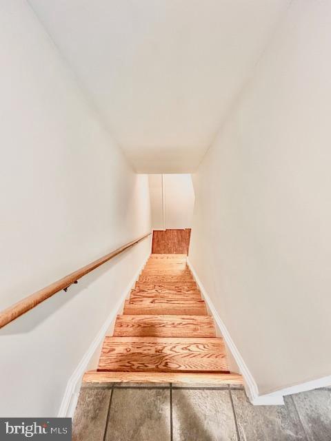 STONEHURST - Residential Lease