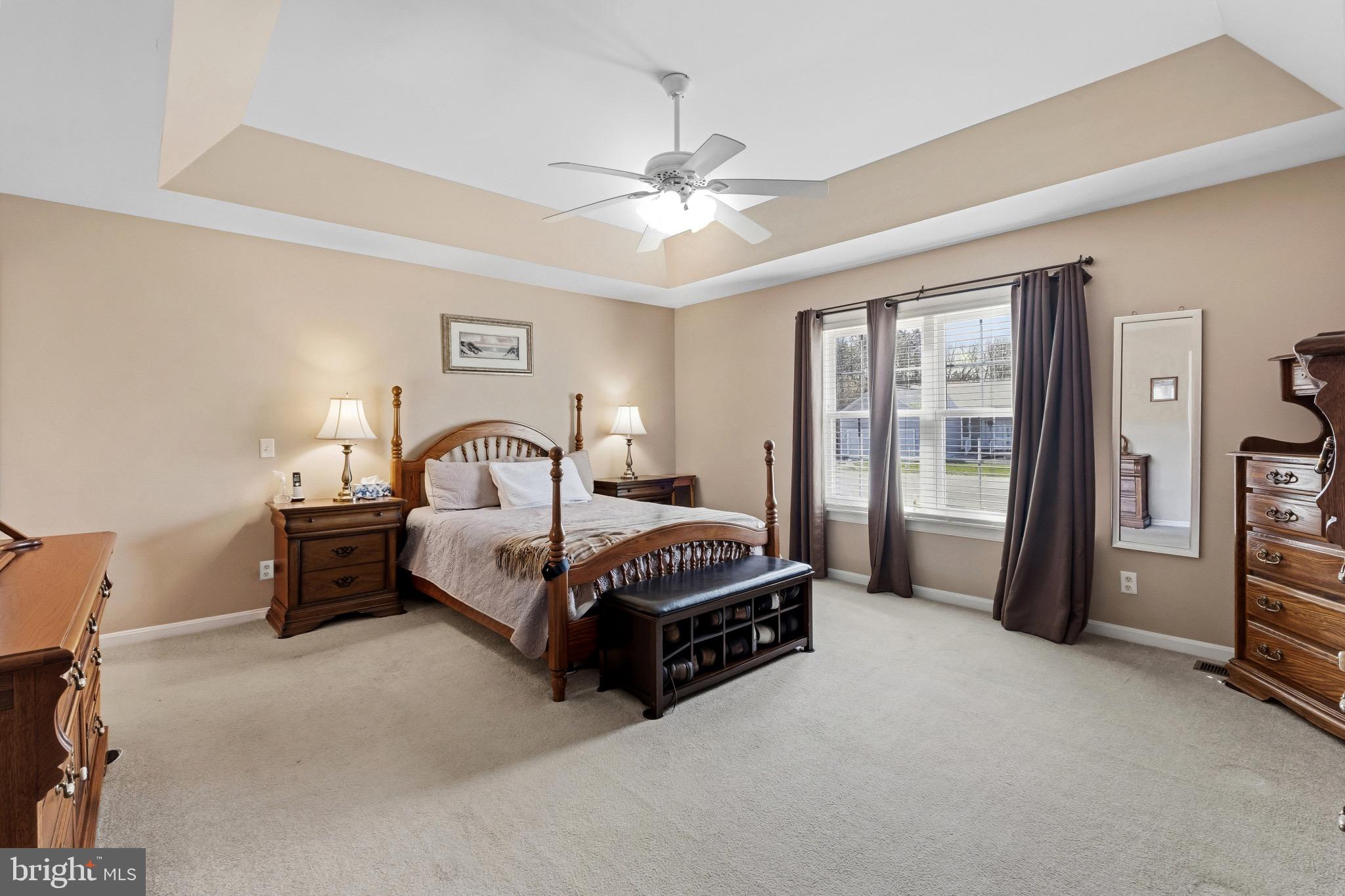 OAK CREST FARM - Residential