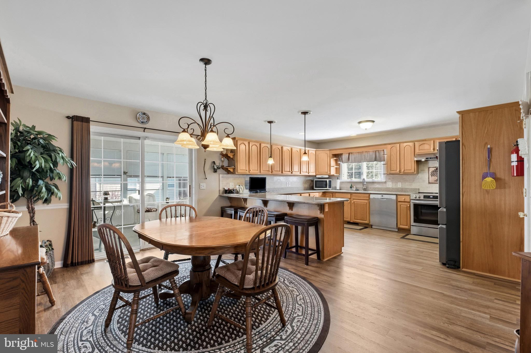 OAK CREST FARM - Residential