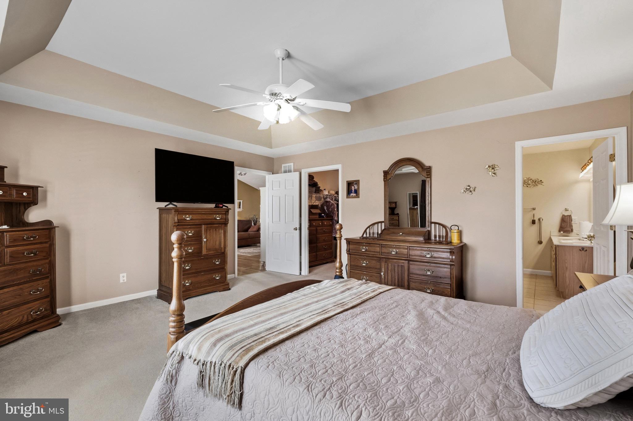 OAK CREST FARM - Residential