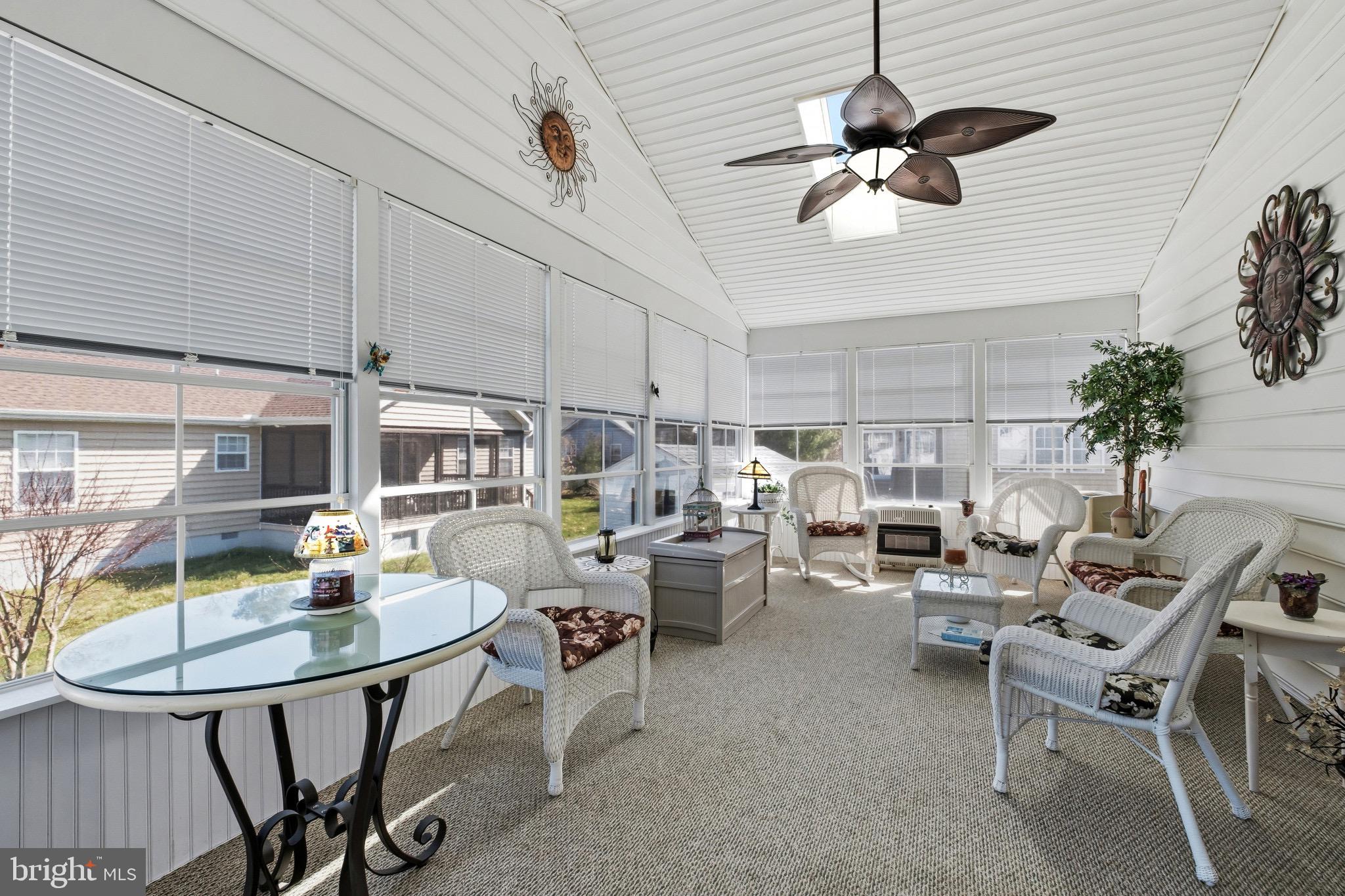 OAK CREST FARM - Residential