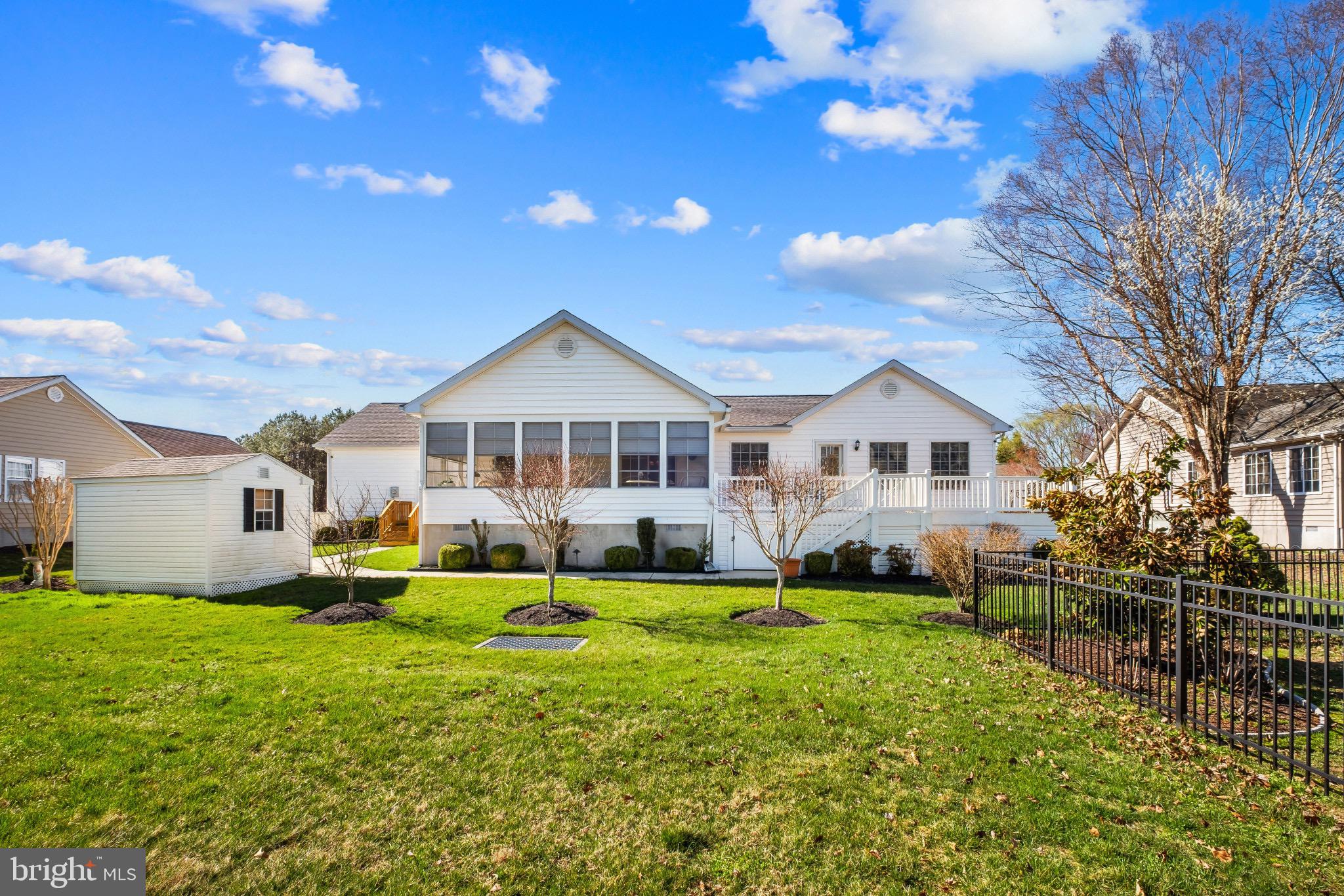 OAK CREST FARM - Residential