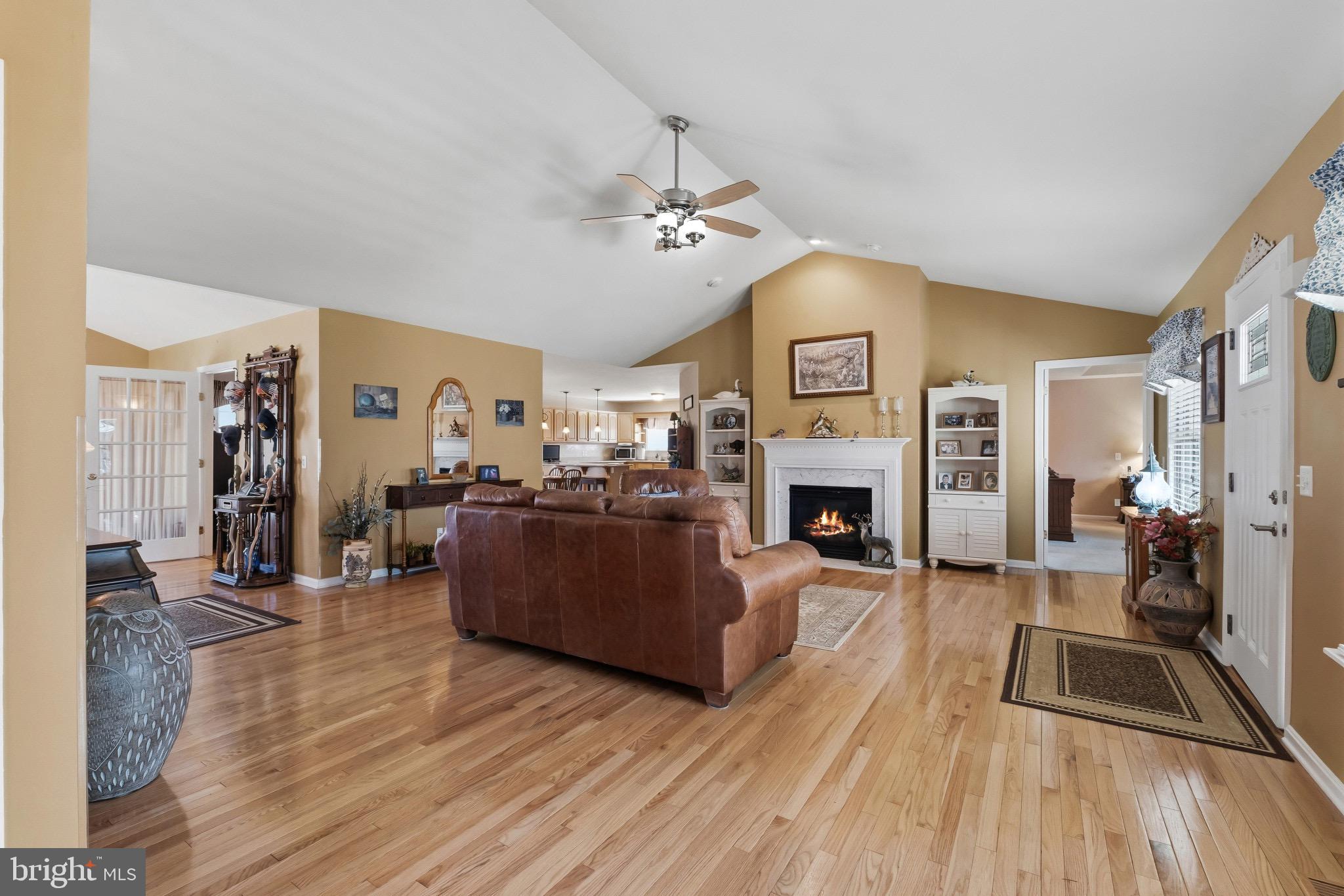 OAK CREST FARM - Residential