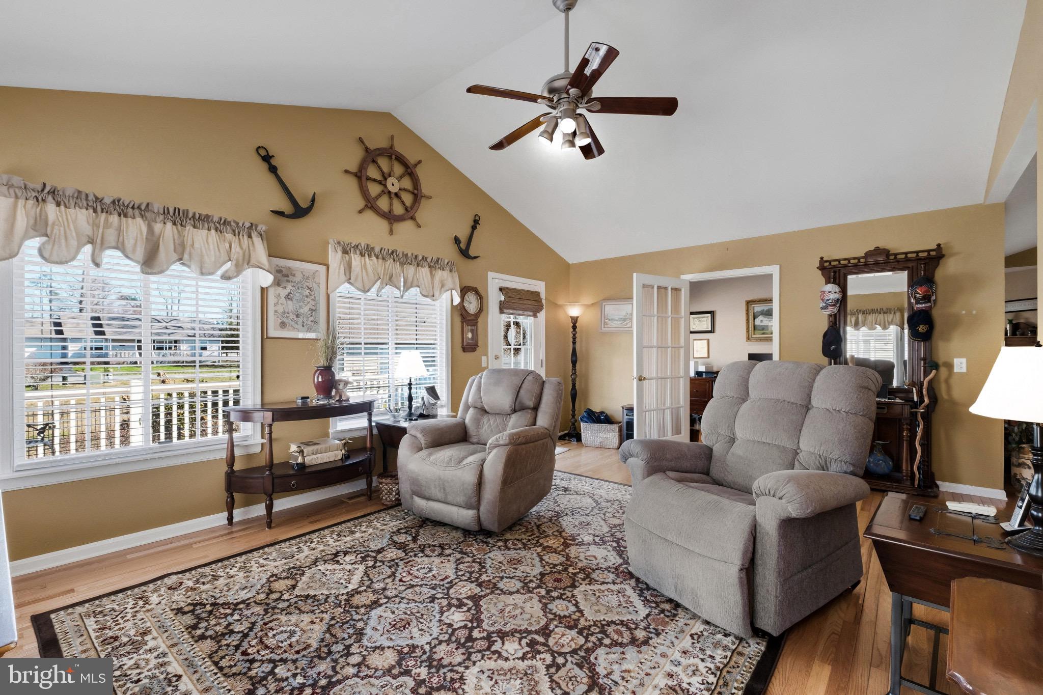 OAK CREST FARM - Residential